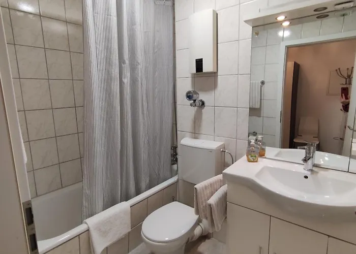 Appartement Mit Schwimmbad Ruheoase